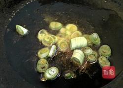 芹菜肉酱卤的做法图解4