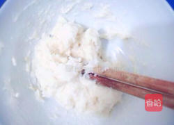 牛奶软吐司的做法图解2