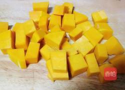 南瓜小米红枣粥的做法图解1