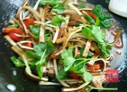 香芹炒豆干的做法图解7
