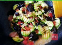 西葫芦腊肠小炒的做法图解7