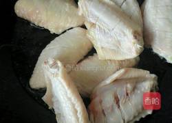 冰糖蚝油鸡翅的做法图解3