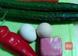 火腿鸡蛋炒青瓜的做法图解1