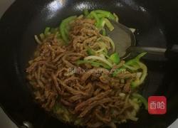 洋葱牛肉丝的做法图解8