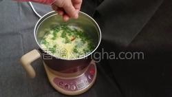 豌豆鸡蛋汤的做法图解8