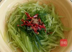 凉拌青笋丝的做法图解4