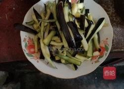 鱼香茄条的做法图解1