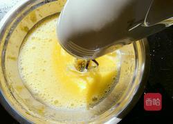 瑞士蛋糕卷的做法图解2