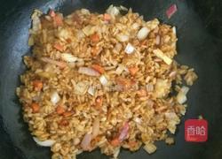 酱油炒饭的做法图解6