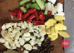 水煮牛肉片的做法图解1