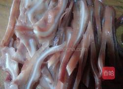 黄瓜拌耳丝的做法图解2