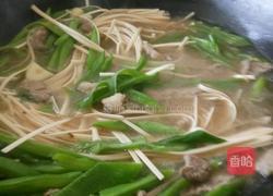 豆角猪肉面条的做法图解7