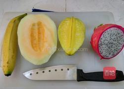 水果拼盘的做法图解1