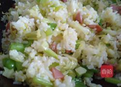 香肠青蔬炒饭的做法图解6