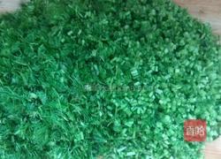 茴香猪肉馅饺子的做法图解3