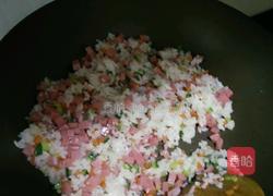 扬州炒饭的做法图解10
