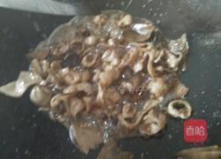 酸辣肥肠的做法图解10