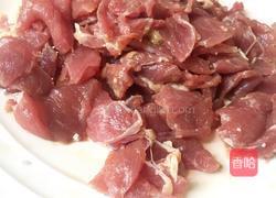 三丝牛肉的做法图解1