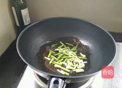 青蒜炒黄豆芽的做法图解8