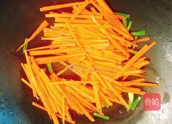 胡萝卜炒千张的做法图解4