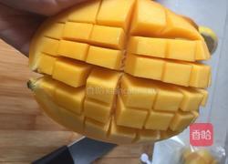 草莓芒果酸奶杯的做法图解5