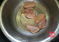 烧鸡公鸡翅的做法图解1