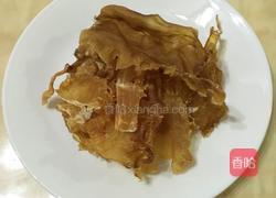 鱼胶炖黑沙海参汤的做法图解1