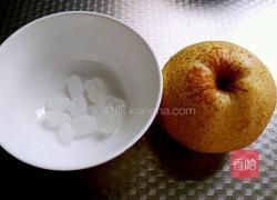 冰糖炖梨的做法图解1