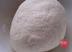 韭菜猪肉馅水饺的做法图解3