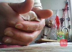 韭菜猪肉馅水饺的做法图解13