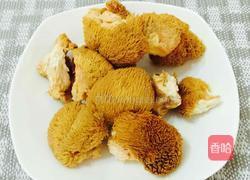 猴头菇炖鸡汤的做法图解7