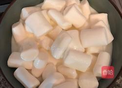 巧克力酱冰激淋的做法图解1