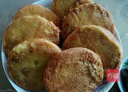 Illustration of how to make golden steamed buns 8