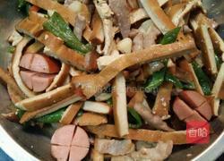 豆干炒肉的做法图解9