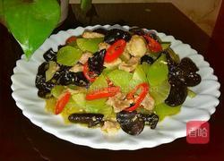 猪肉木耳炒青笋的做法图解10