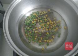 菠萝炒饭的做法图解4