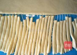 酥脆小麻花的做法图解5