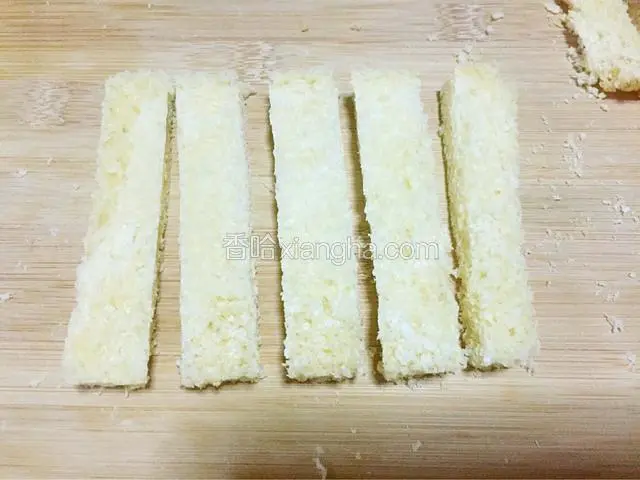 再切成小条
