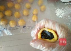 枣泥蛋黄饼的做法图解16