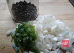 老屋私房菜紫菜蛋花汤的做法图解2