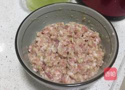 芹菜猪肉饺子的做法图解9