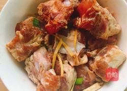 粽叶糯米排骨的做法图解3