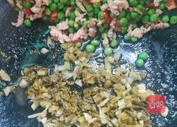 酸菜肉沫豌豆的做法图解12