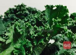 羽衣甘蓝牛肉沙拉的做法图解1