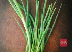 葱饼的做法图解1