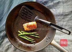 香煎北极鳕配水波蛋的做法图解4