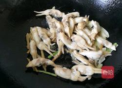 葱姜蛏子的做法图解7