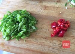 青椒豆芽的做法图解2