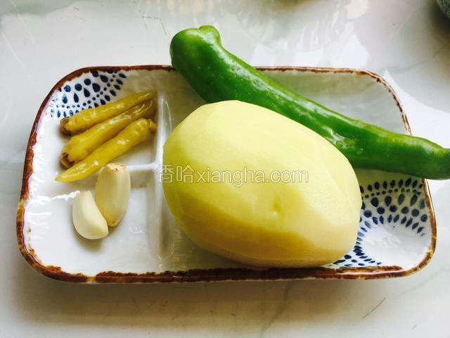 准备所有食材。
