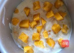 酸奶慕斯蛋糕的做法图解4